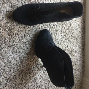 Apt 9 women’s ankle heals